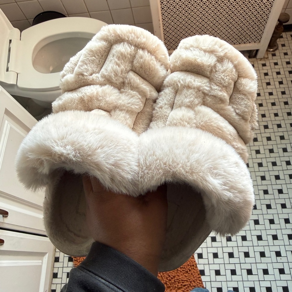 wmns cream stomp quilted clogs 'Stucco'